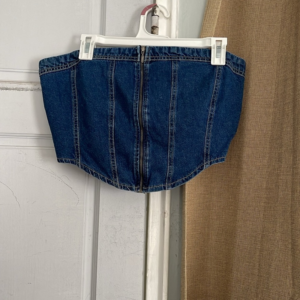 Crop denim strapless zipper top in size L